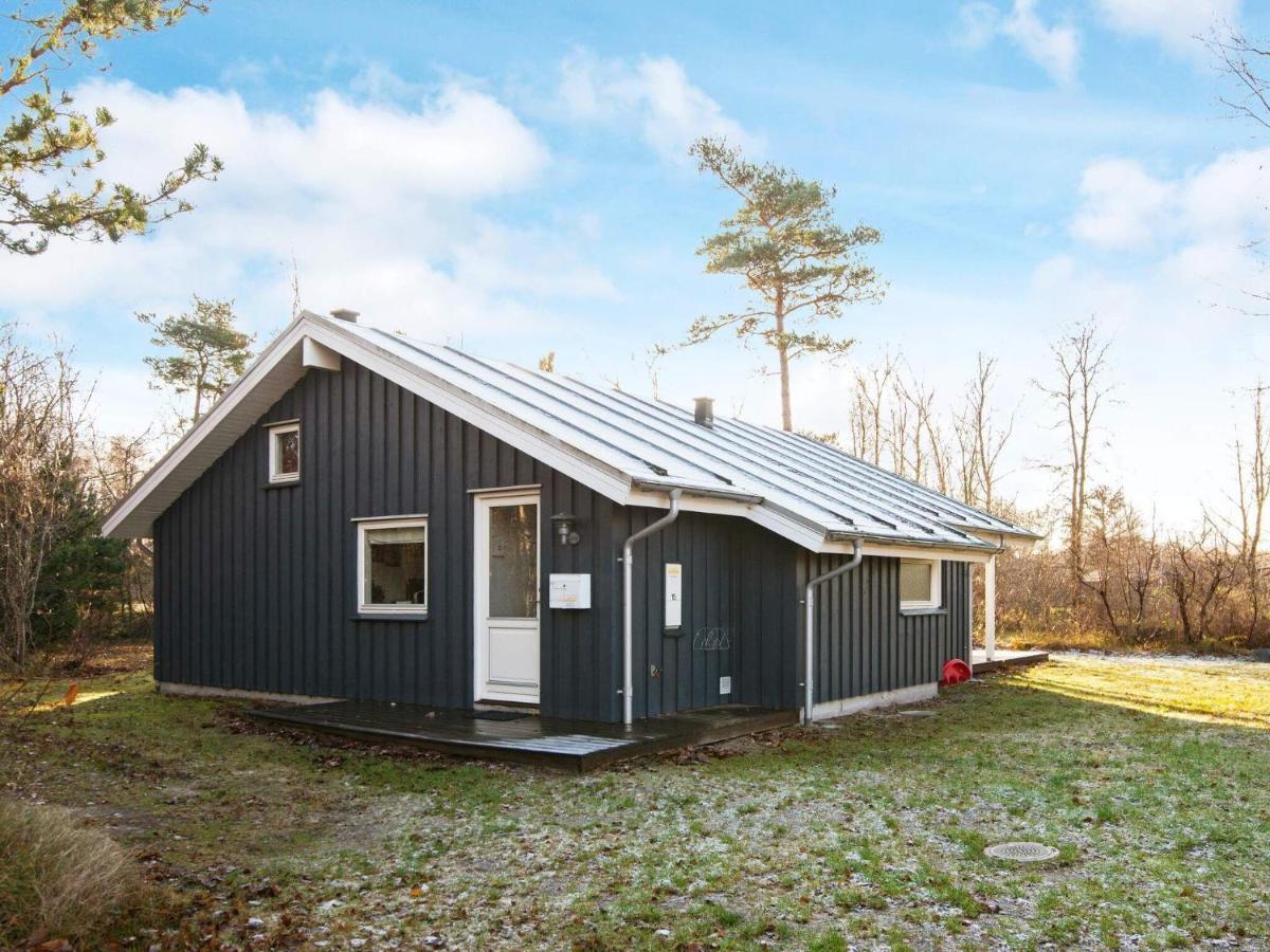 8 Person Holiday Home In Grenå المظهر الخارجي الصورة
